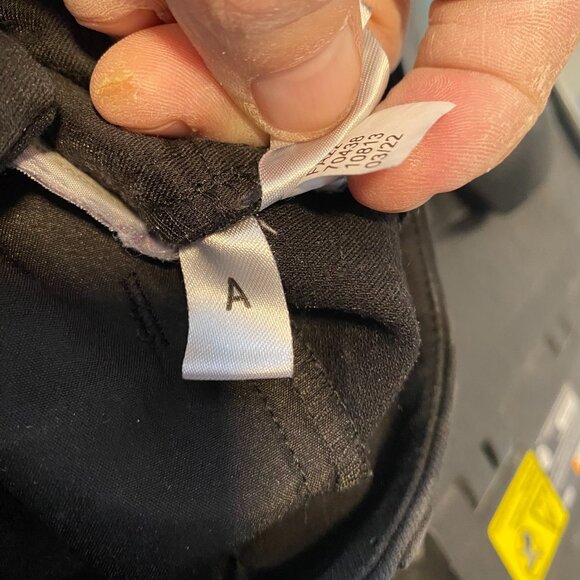 LOFT Woman's Jeans Size 6 Curvy Sutton Skinny Black - Picture 15 of 16